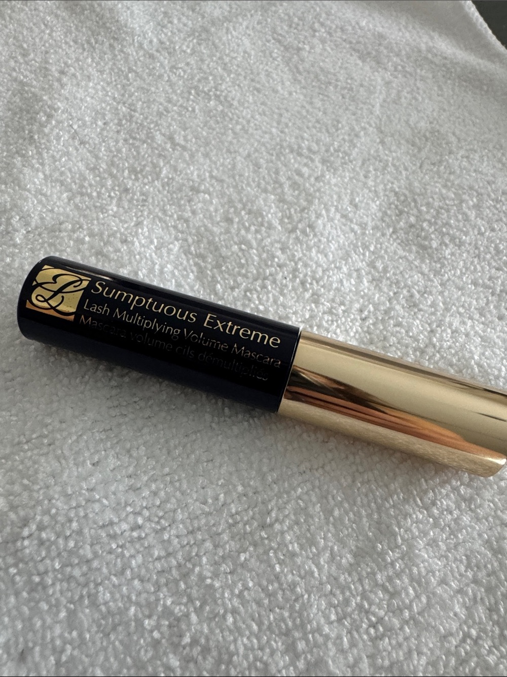 Estee Lauder Sumptuous Extreme Mascara 01 EXTREME BLACK 2.8 ml
